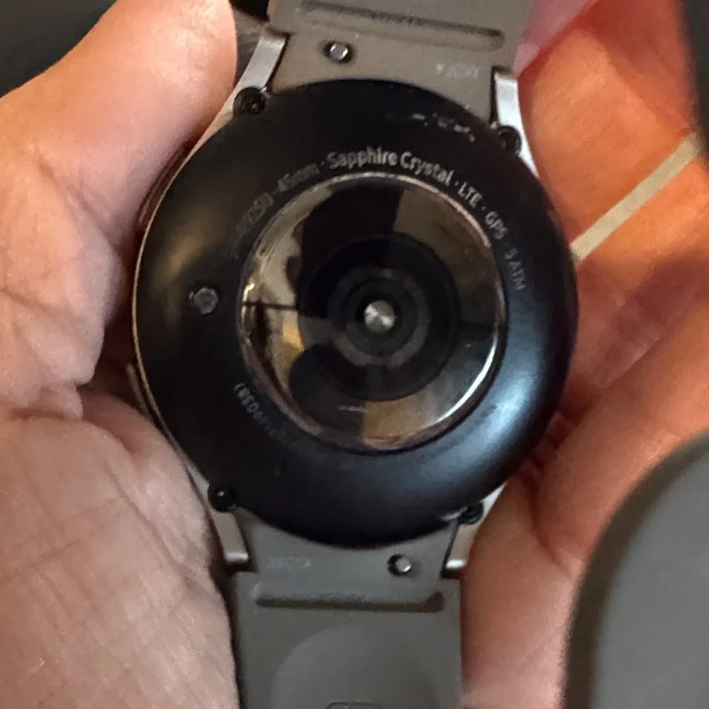Samsung Smartwatch 5 pro titanium